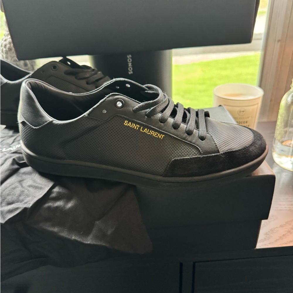 Saint Laurent Black Sneakers Sleek Low-Top Design